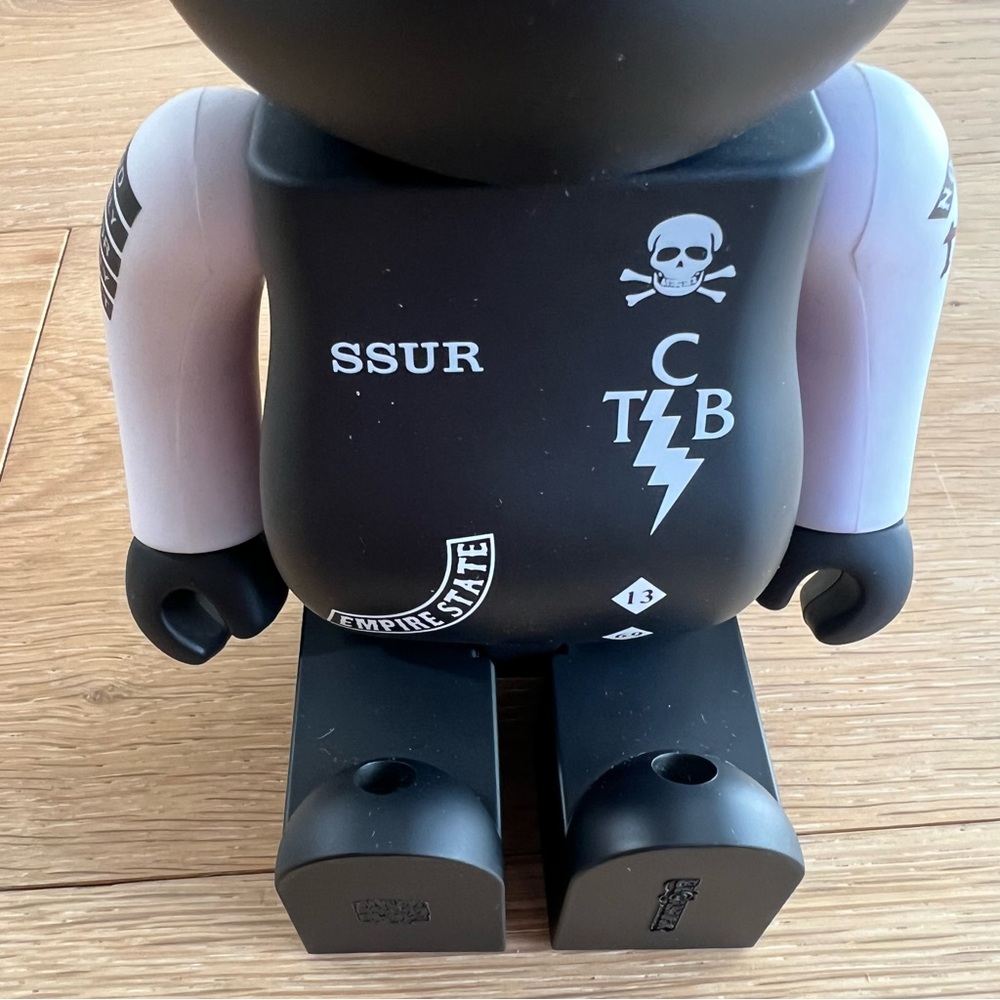 Ssur New York 400% Be@rbrick by
Medicom - Picture 4 of 10